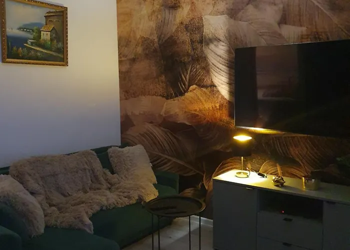 J&s Nr 77, Blisko Aquapark Reda, Trojmiasto *