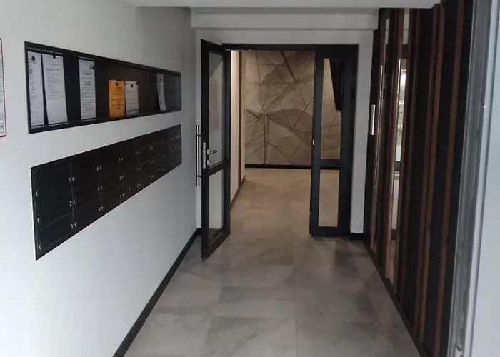 J&s Nr 77, Blisko Aquapark Reda, Trojmiasto * Rahmel